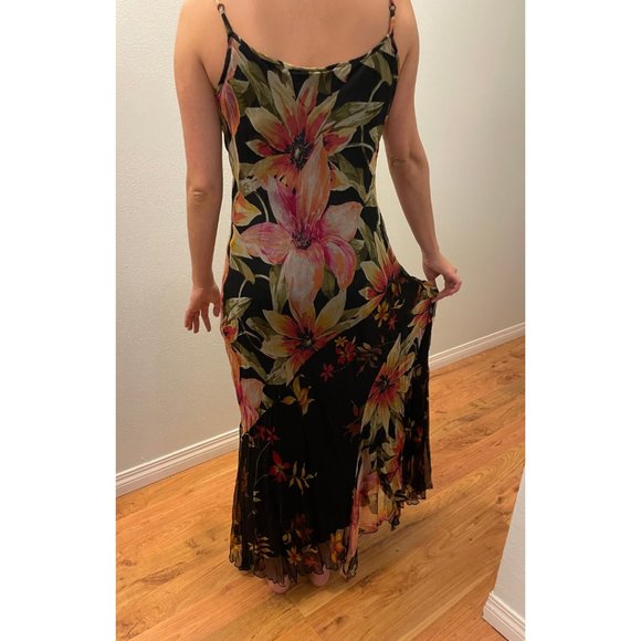 Strappy Full-Length Floral Dress - Picture 4 of 4